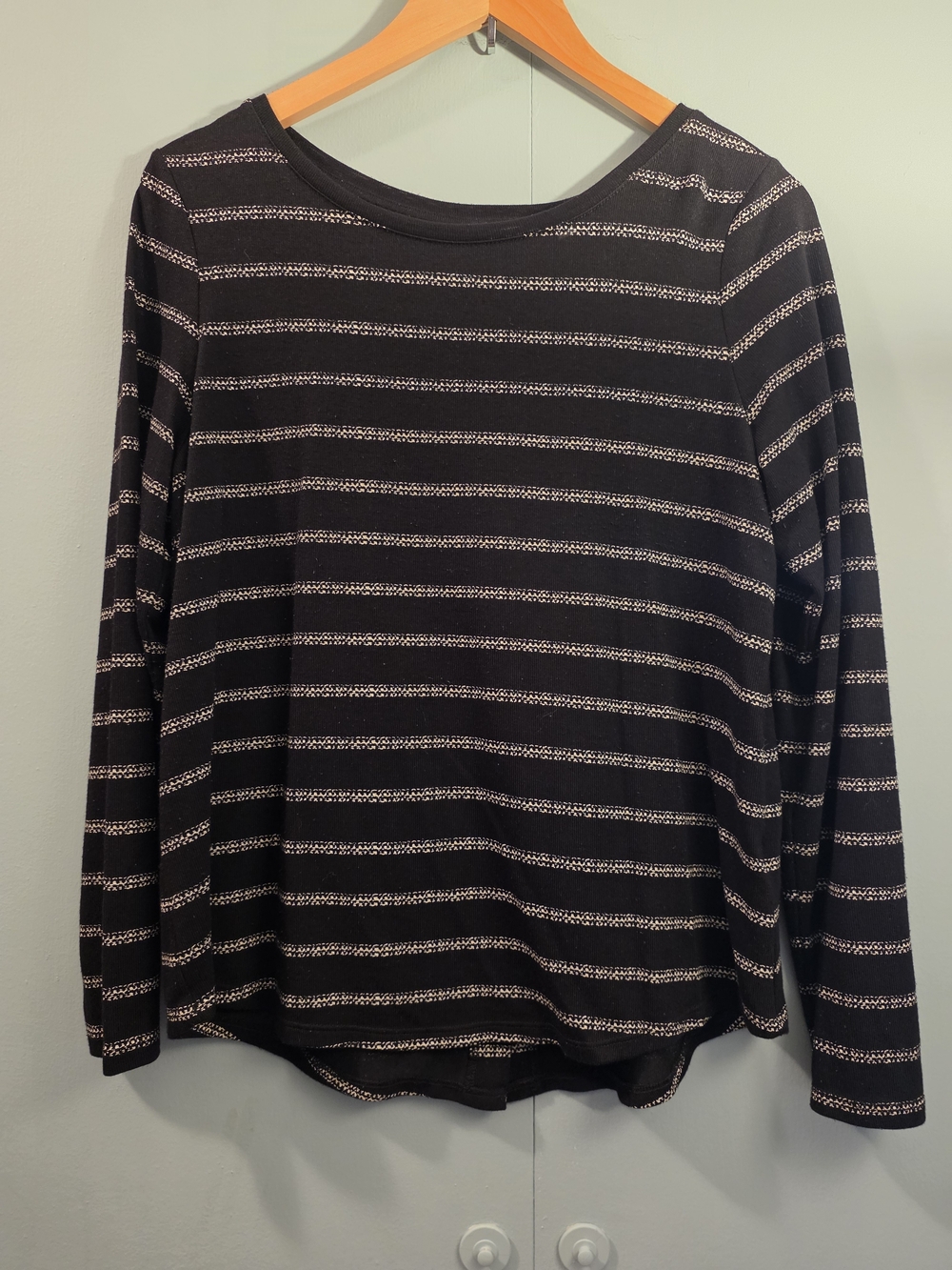 Reitmans Black Ribbed Crewneck Top